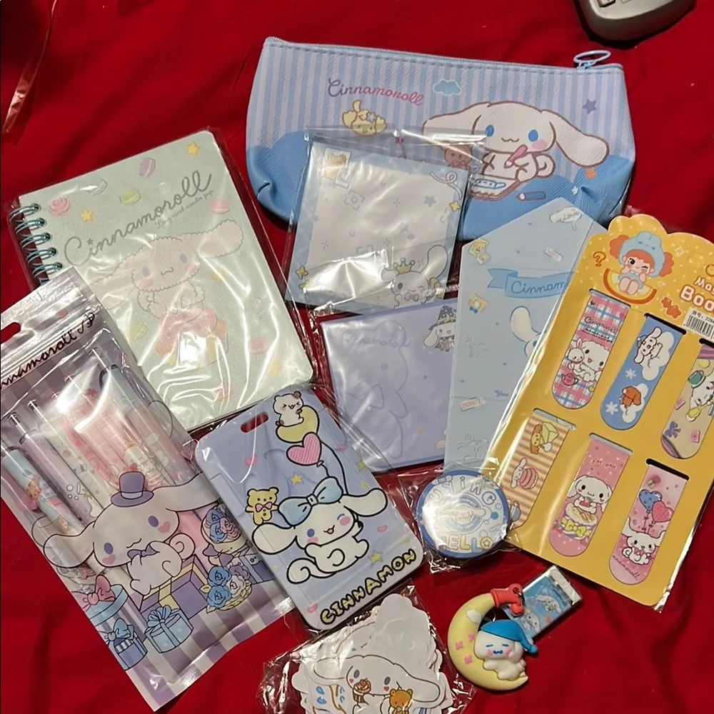 Cinnamoroll Stationery Set with Blue and White Accessories
